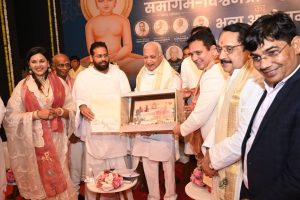 Sant Samagam Vishwa Maitri Mahotsav 75