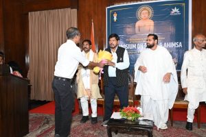 Symposium Ahimsa Summit 40