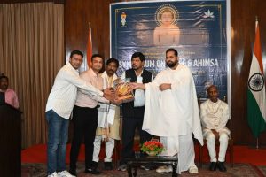 Symposium Ahimsa Summit 76